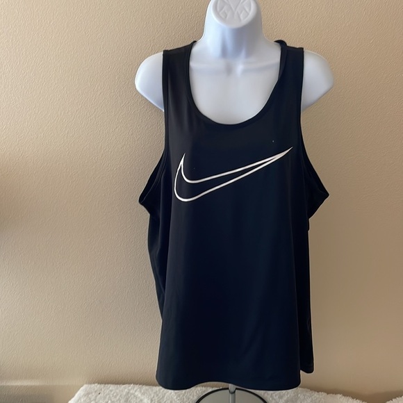 NIKE Dri-Fit Tank Size Large - Picture 1 of 9